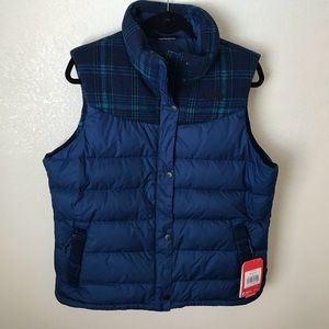 NWT The North Face Colorblock Plaid Vest (X-Large)